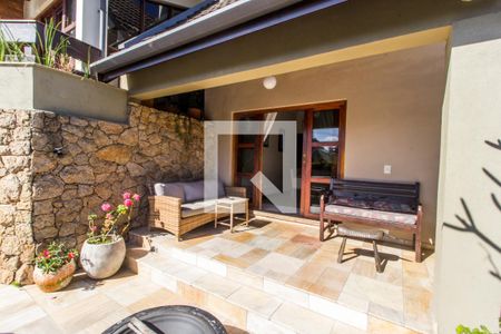 Apartamento para alugar com 320m², 3 quartos e 4 vagas Apartamento para alugar com 320m², 3 quartos e 4 vagasVaranda