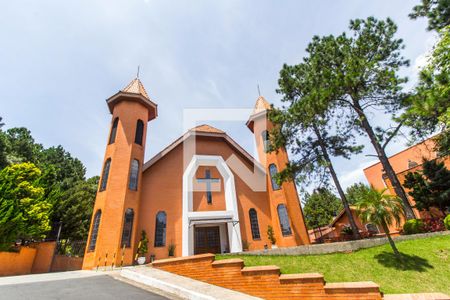 Apartamento para alugar com 320m², 3 quartos e 4 vagas Apartamento para alugar com 320m², 3 quartos e 4 vagasVista da Rua