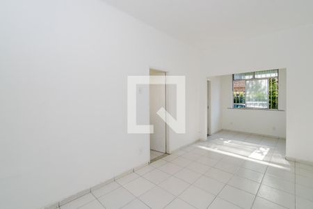 Sala de apartamento para alugar com 2 quartos, 130m² em Olaria, Rio de Janeiro