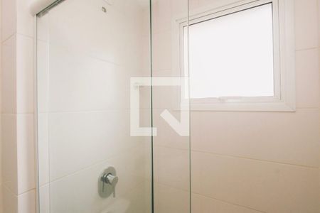 Banheiro suite de apartamento para alugar com 1 quarto, 51m² em Bom Jesus, Porto Alegre