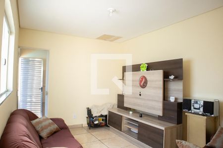 Sala/Quarto Suíte de casa para alugar com 1 quarto, 150m² em Vila Sao Pedro, Hortolândia