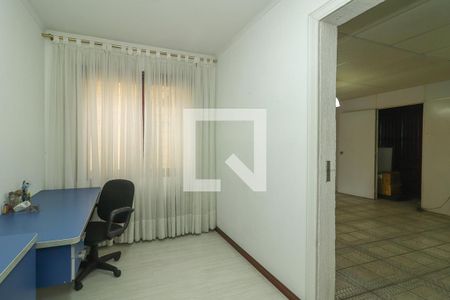 Escritório de casa para alugar com 4 quartos, 300m² em Sarandi, Porto Alegre