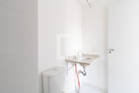 Banheiro de apartamento à venda com 1 quarto, 28m² em Vila Independência, São Paulo