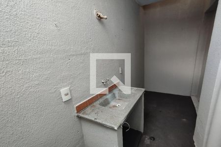 Cozinha - Lavanderia de kitnet/studio para alugar com 1 quarto, 28m² em Jardim Jose Figueira, Ribeirão Preto