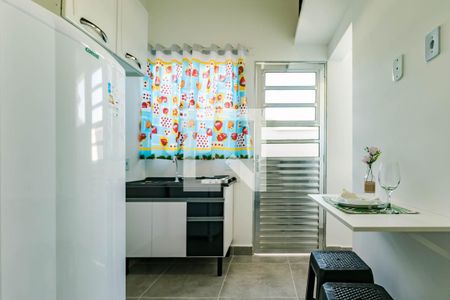 Dormitório/Cozinha de kitnet/studio para alugar com 1 quarto, 15m² em Vila Brasileira, Mogi das Cruzes