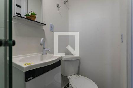 Banheiro de kitnet/studio para alugar com 1 quarto, 15m² em Vila Brasileira, Mogi das Cruzes