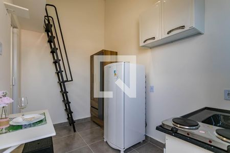 Cozinha  de kitnet/studio para alugar com 1 quarto, 15m² em Vila Brasileira, Mogi das Cruzes