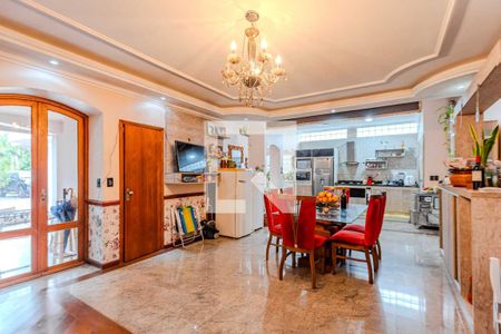 Sala de casa à venda com 3 quartos, 292m² em Ipanema, Porto Alegre