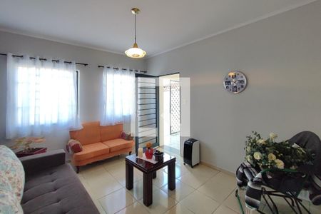 Sala de Estar de casa à venda com 4 quartos, 113m² em Jardim Aurélia, Campinas