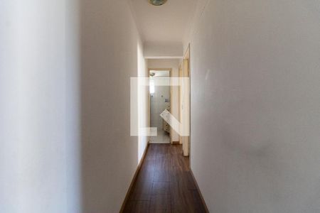 Corredor de apartamento à venda com 3 quartos, 65m² em Jardim Patente Novo, São Paulo