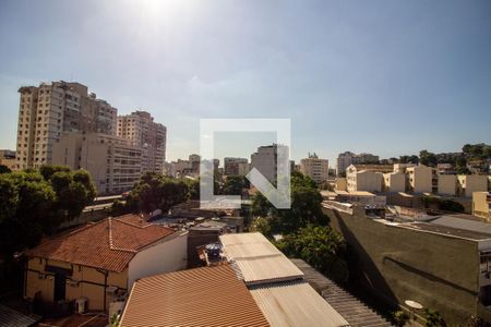 Vista do Quarto 1 de apartamento para alugar com 2 quartos, 82m² em Praça da Bandeira, Rio de Janeiro