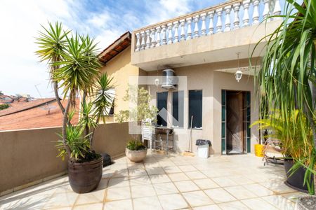 Casa para alugar com 280m², 4 quartos e 2 vagas Casa para alugar com 280m², 4 quartos e 2 vagasVaranda do quarto 1