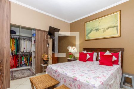 Casa para alugar com 280m², 4 quartos e 2 vagas Casa para alugar com 280m², 4 quartos e 2 vagasSuíte