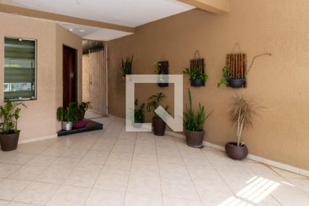 Casa para alugar com 280m², 4 quartos e 2 vagas Casa para alugar com 280m², 4 quartos e 2 vagasGaragem