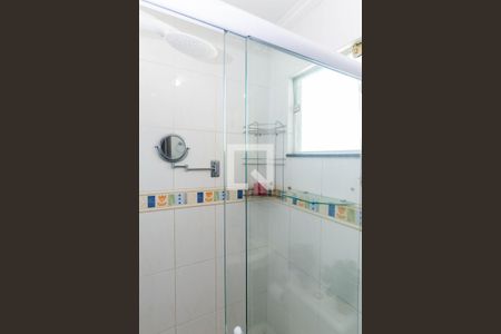 Casa para alugar com 280m², 4 quartos e 2 vagas Casa para alugar com 280m², 4 quartos e 2 vagasBanheiro da Suíte 2