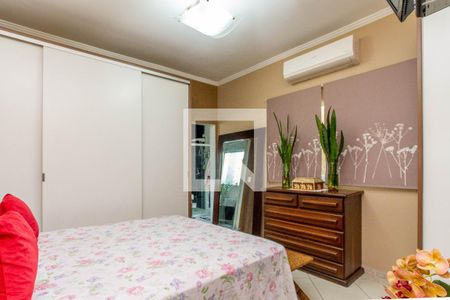 Casa para alugar com 280m², 4 quartos e 2 vagas Casa para alugar com 280m², 4 quartos e 2 vagasSuíte