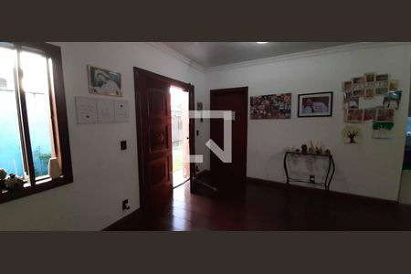 Casa à venda com 6 quartos, 360m² em City Bussocaba, Osasco