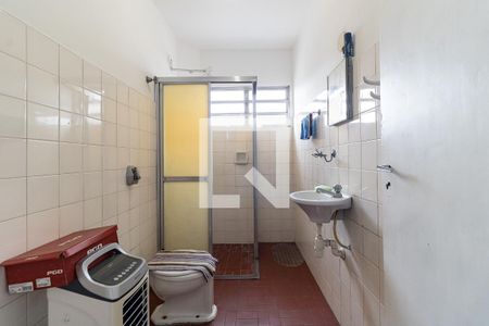 Banheiro de apartamento para alugar com 1 quarto, 51m² em Vila Natália, São Paulo