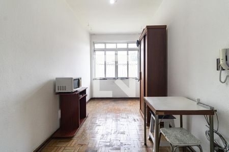 Sala de apartamento para alugar com 1 quarto, 51m² em Vila Natália, São Paulo