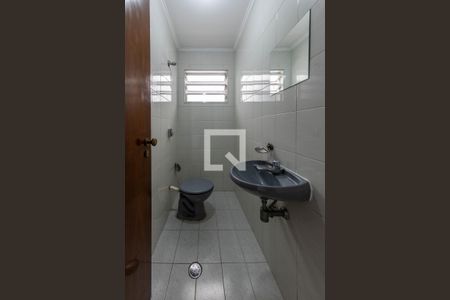 Lavabo de casa para alugar com 2 quartos, 220m² em Sítio Pinheirinho, São Paulo