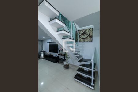 Sala de casa para alugar com 3 quartos, 265m² em Vila Granada, São Paulo