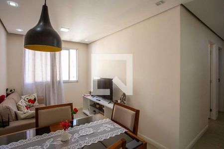 Sala de apartamento para alugar com 2 quartos, 44m² em Canhema, Diadema