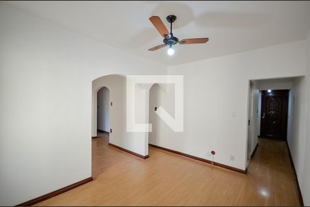 Sala de apartamento para alugar com 2 quartos, 77m² em São Francisco Xavier, Rio de Janeiro