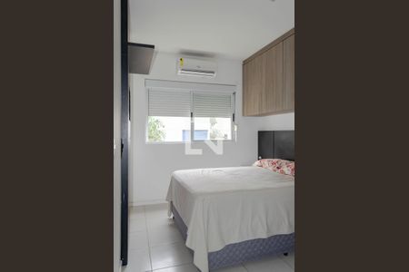 Suite - Dormitório de apartamento para alugar com 2 quartos, 75m² em Itacorubi, Florianópolis