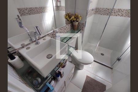 Banheiro de apartamento para alugar com 2 quartos, 44m² em Água Branca, São Paulo
