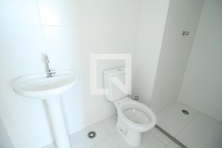 Banheiro de apartamento para alugar com 1 quarto, 24m² em Brás, São Paulo