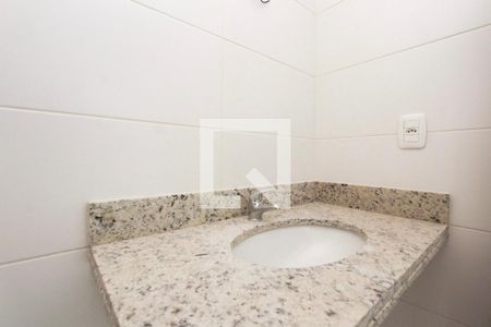 Banheiro de apartamento para alugar com 1 quarto, 51m² em Bom Jesus, Porto Alegre