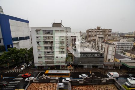 Sala Vista de apartamento à venda com 2 quartos, 78m² em Independência, Porto Alegre