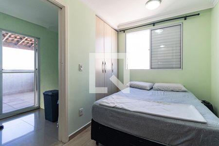 Suíte  de apartamento à venda com 4 quartos, 90m² em São João Clímaco, São Paulo