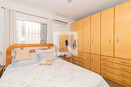 Casa à venda com 144m², 4 quartos e 1 vaga Casa à venda com 144m², 4 quartos e 1 vagaQuarto 4