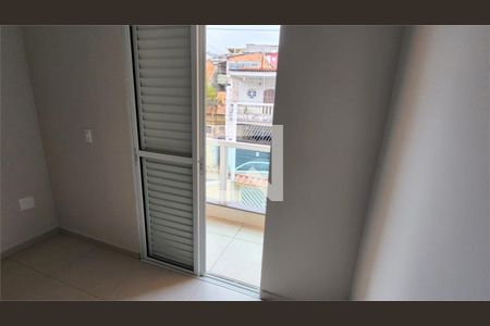 Casa à venda com 3 quartos, 72m² em Vila Vitorio Mazzei, São Paulo