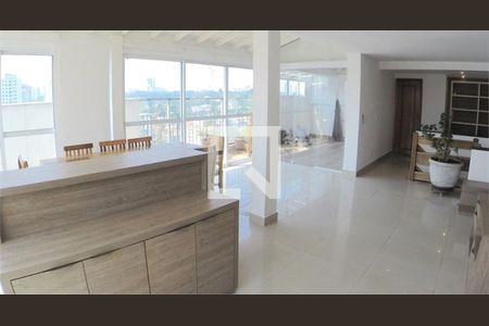 Apartamento à venda com 3 quartos, 238m² em Perdizes, São Paulo