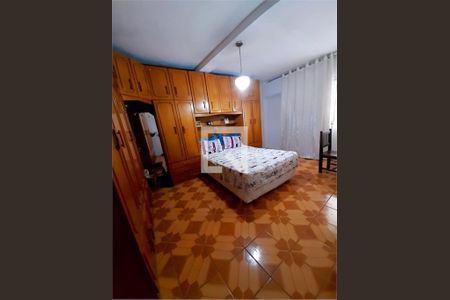 Casa à venda com 4 quartos, 200m² em Jardim Japao, São Paulo