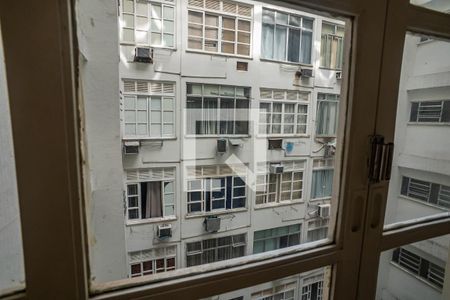 Quarto vista da janela de kitnet/studio à venda com 1 quarto, 19m² em Botafogo, Rio de Janeiro