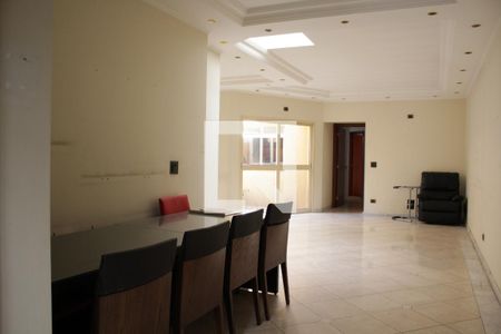 Sala de casa para alugar com 4 quartos, 210m² em Água Rasa, São Paulo