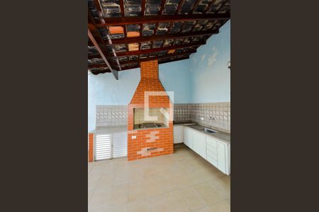 Casa à venda com 732m², 3 quartos e 6 vagas Casa à venda com 732m², 3 quartos e 6 vagasEspaço Gourmet