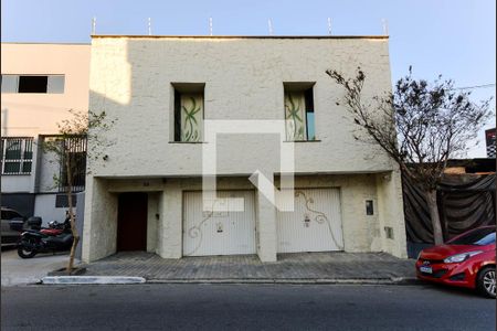 Casa à venda com 732m², 3 quartos e 6 vagas Casa à venda com 732m², 3 quartos e 6 vagasFachada 1