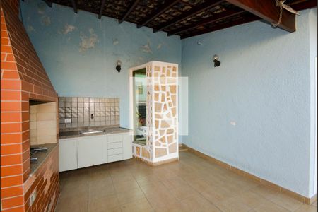 Casa à venda com 732m², 3 quartos e 6 vagas Casa à venda com 732m², 3 quartos e 6 vagasEspaço Gourmet