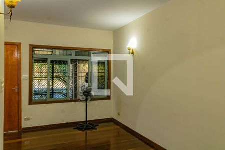 Sala de casa para alugar com 2 quartos, 130m² em Planalto Paulista, São Paulo