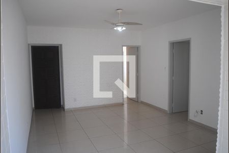 Sala  de apartamento para alugar com 3 quartos, 97m² em Imbuí, Salvador