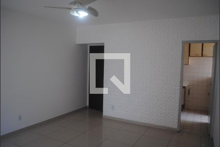 Sala  de apartamento para alugar com 3 quartos, 97m² em Imbuí, Salvador