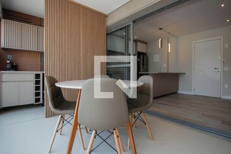 Varanda da Sala de apartamento à venda com 2 quartos, 71m² em Jardim América, São Paulo