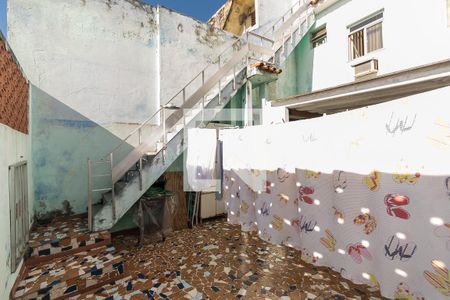 Casa à venda com 168m², 6 quartos e 1 vaga Casa à venda com 168m², 6 quartos e 1 vagaÁrea de Serviço