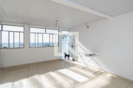 Casa à venda com 168m², 6 quartos e 1 vaga Casa à venda com 168m², 6 quartos e 1 vagaCasa 2 - Sala