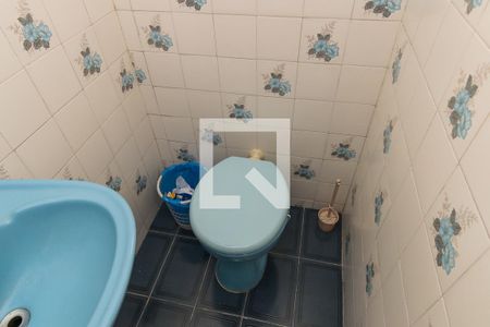 Casa à venda com 168m², 6 quartos e 1 vaga Casa à venda com 168m², 6 quartos e 1 vagaLavabo