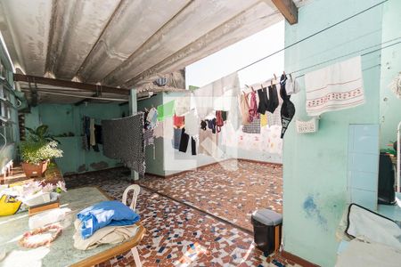 Casa à venda com 168m², 6 quartos e 1 vaga Casa à venda com 168m², 6 quartos e 1 vagaÁrea de Serviço